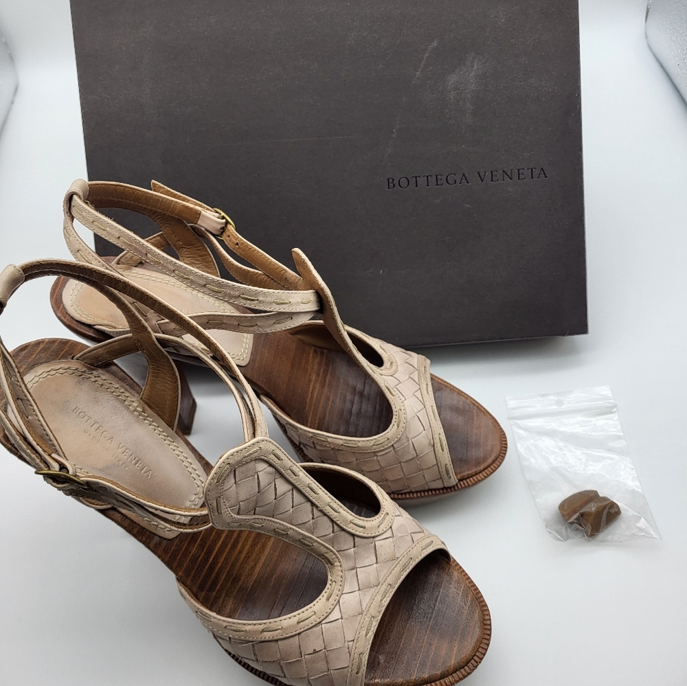 Bottega Veneta Heels - Picture 3 of 8